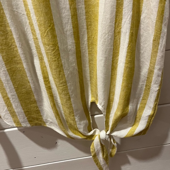 EDC by Esprit – Size M – Yellow & White Striped Tie-Front Top - Picture 4 of 9